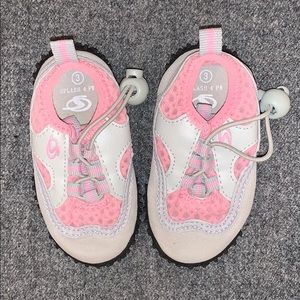 Baby girls water shoes